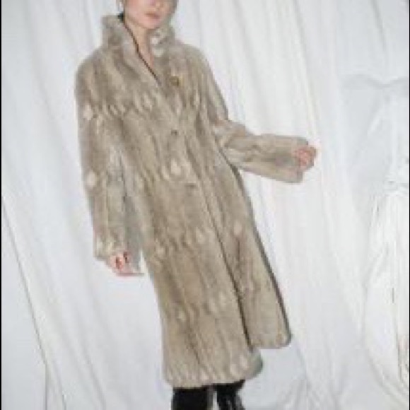 Vintage Faux Fur Coat - Picture 3 of 4